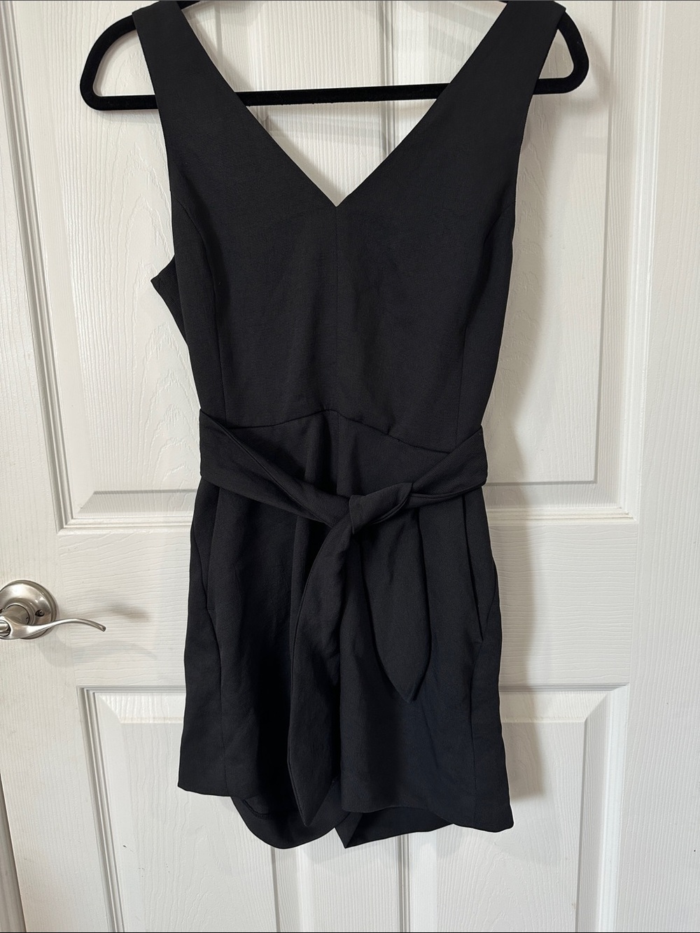 Wilfred Black Ecoulement V-Neck Sleeveless Romper with Waist Tie